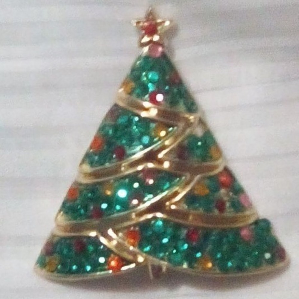 Vintage Christmas Tree  Rhinestone Enamel Gold Tone Holiday Brooch